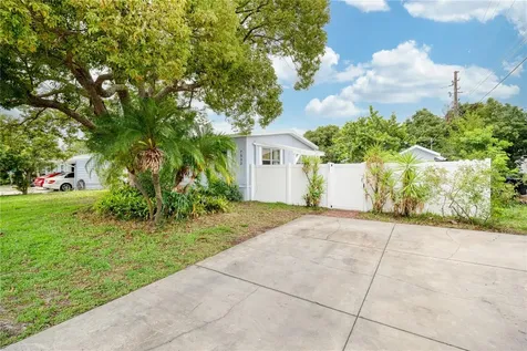 7533 Charlin Parkway Orlando FL 32822