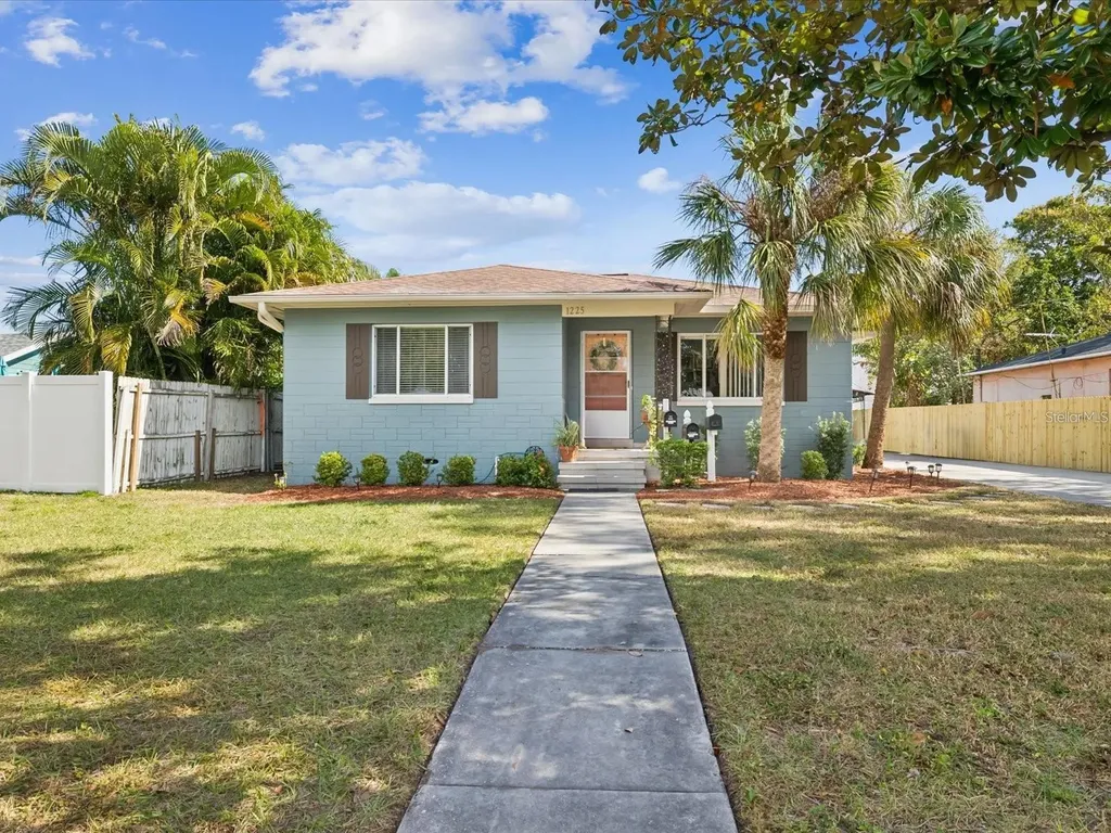 1225 26th Street N St Petersburg FL 33713