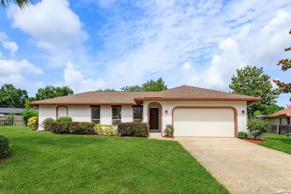 8988 Angelica Drive Orlando FL 32836