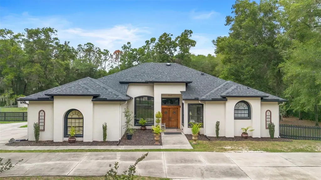 940 Glenwood Road Deland FL 32720