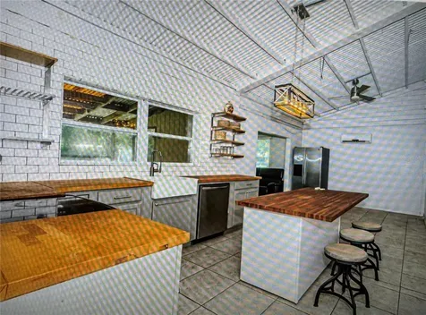 10502 Henderson Road Tampa FL 33625