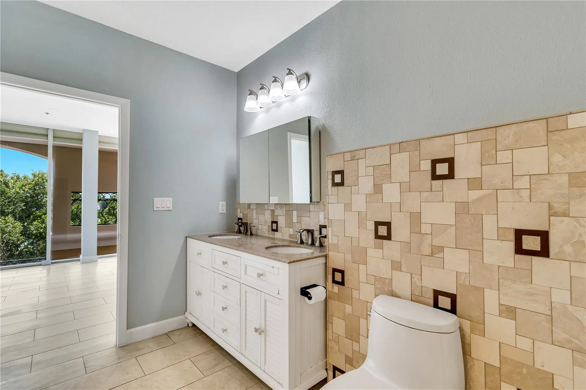 151 E Washington Street Orlando FL 32801