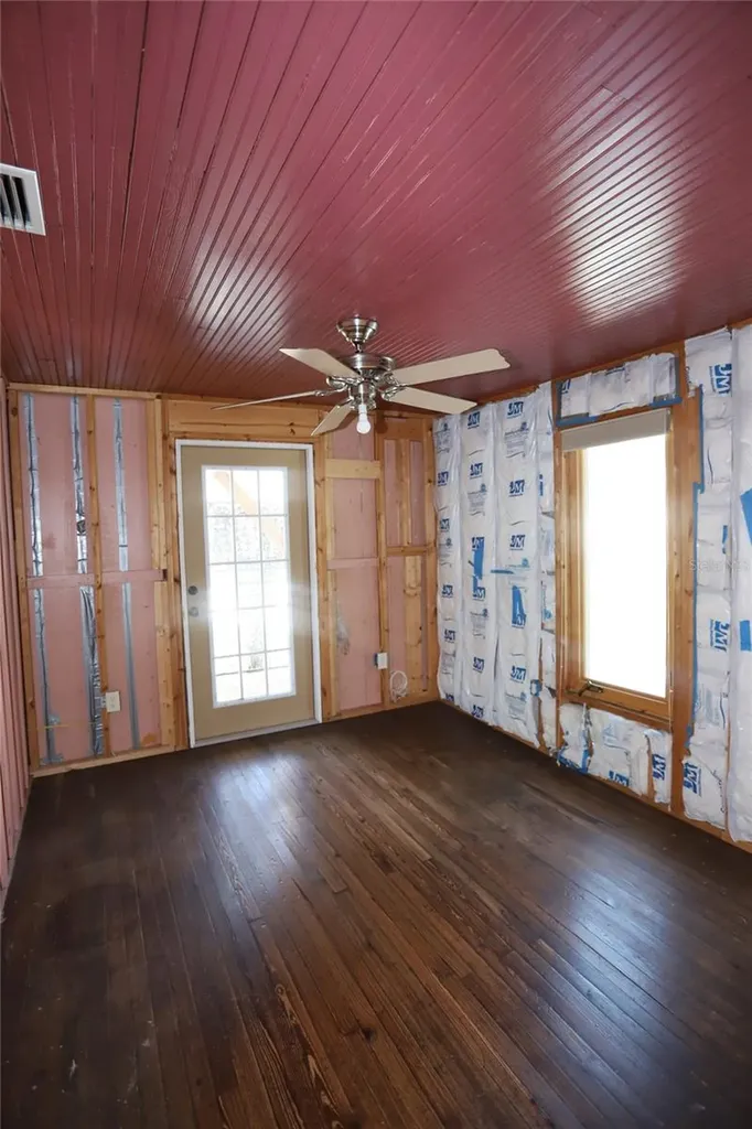 272 Orange Street Palm Harbor FL 34683