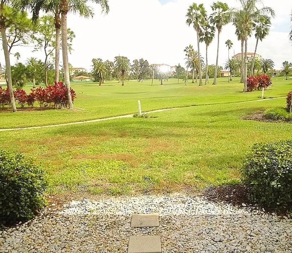 6073 Bahia Del Mar Boulevard St Petersburg FL 33715