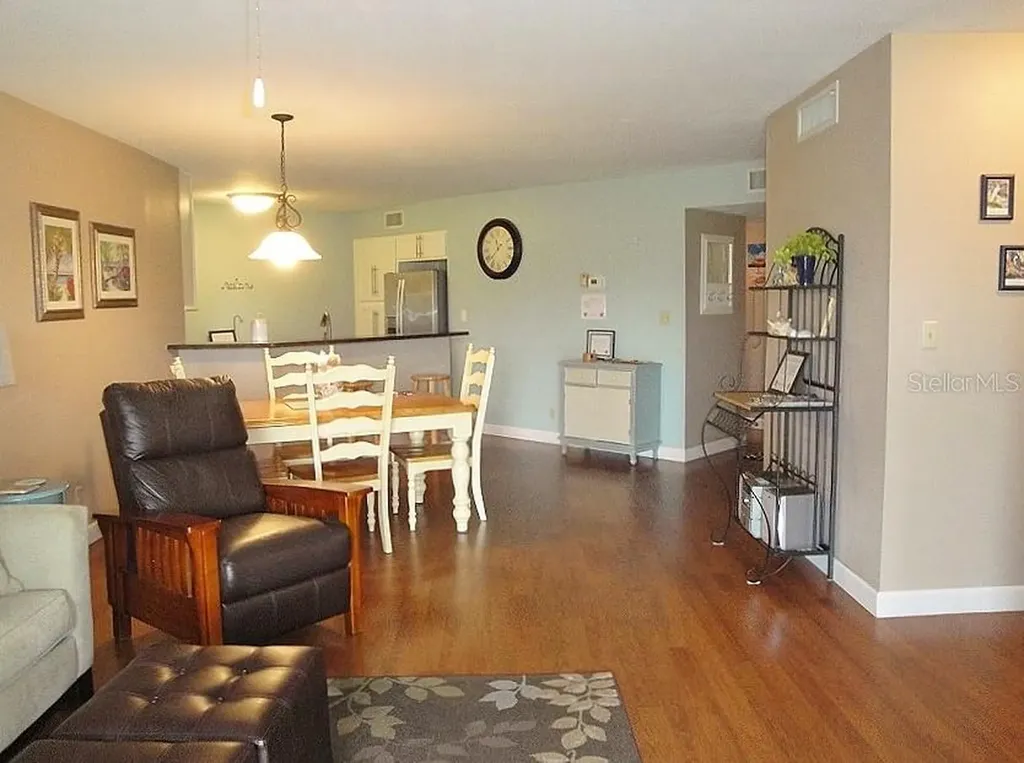6073 Bahia Del Mar Boulevard St Petersburg FL 33715