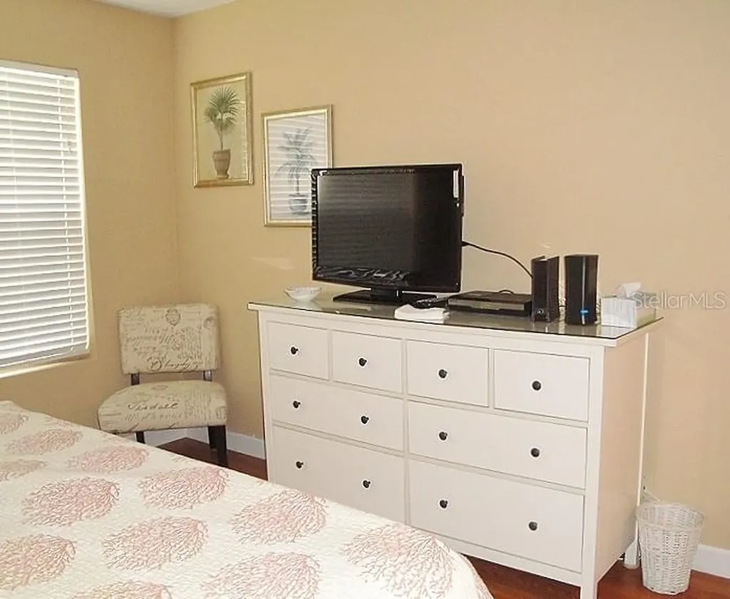 6073 Bahia Del Mar Boulevard St Petersburg FL 33715