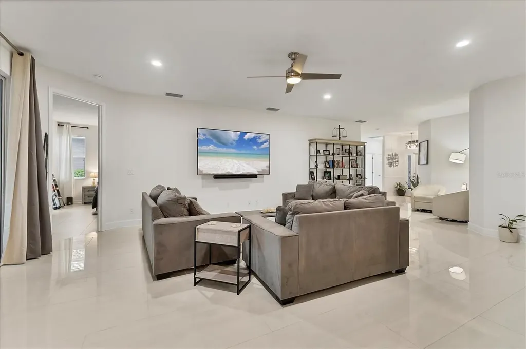 7119 67th Terrace E Bradenton FL 34203
