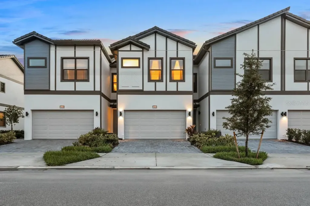 10293 Ebb Tide Lane Orlando FL 32821
