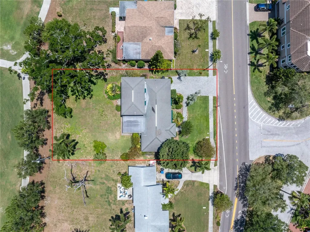 167 Almedo Way NE St Petersburg FL 33704