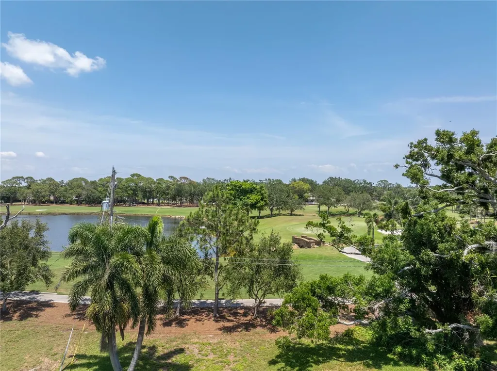 167 Almedo Way NE St Petersburg FL 33704