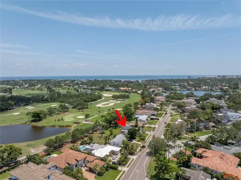 167 Almedo Way NE St Petersburg FL 33704