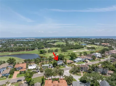 167 Almedo Way NE St Petersburg FL 33704
