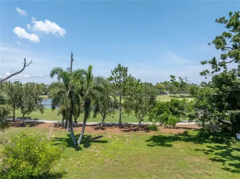 167 Almedo Way NE St Petersburg FL 33704