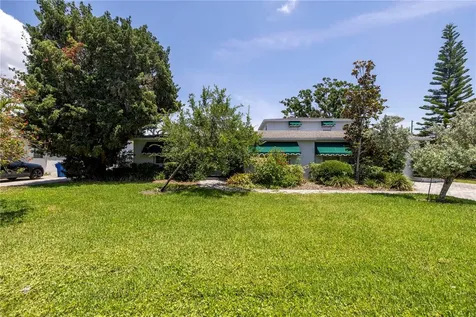 167 Almedo Way NE St Petersburg FL 33704