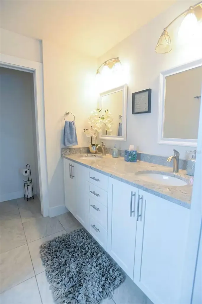 831 Palmetto Drive NE Port Charlotte FL 33952