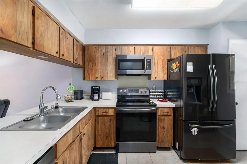 6346 Bonnie Bay Circle N Pinellas Park FL 33781