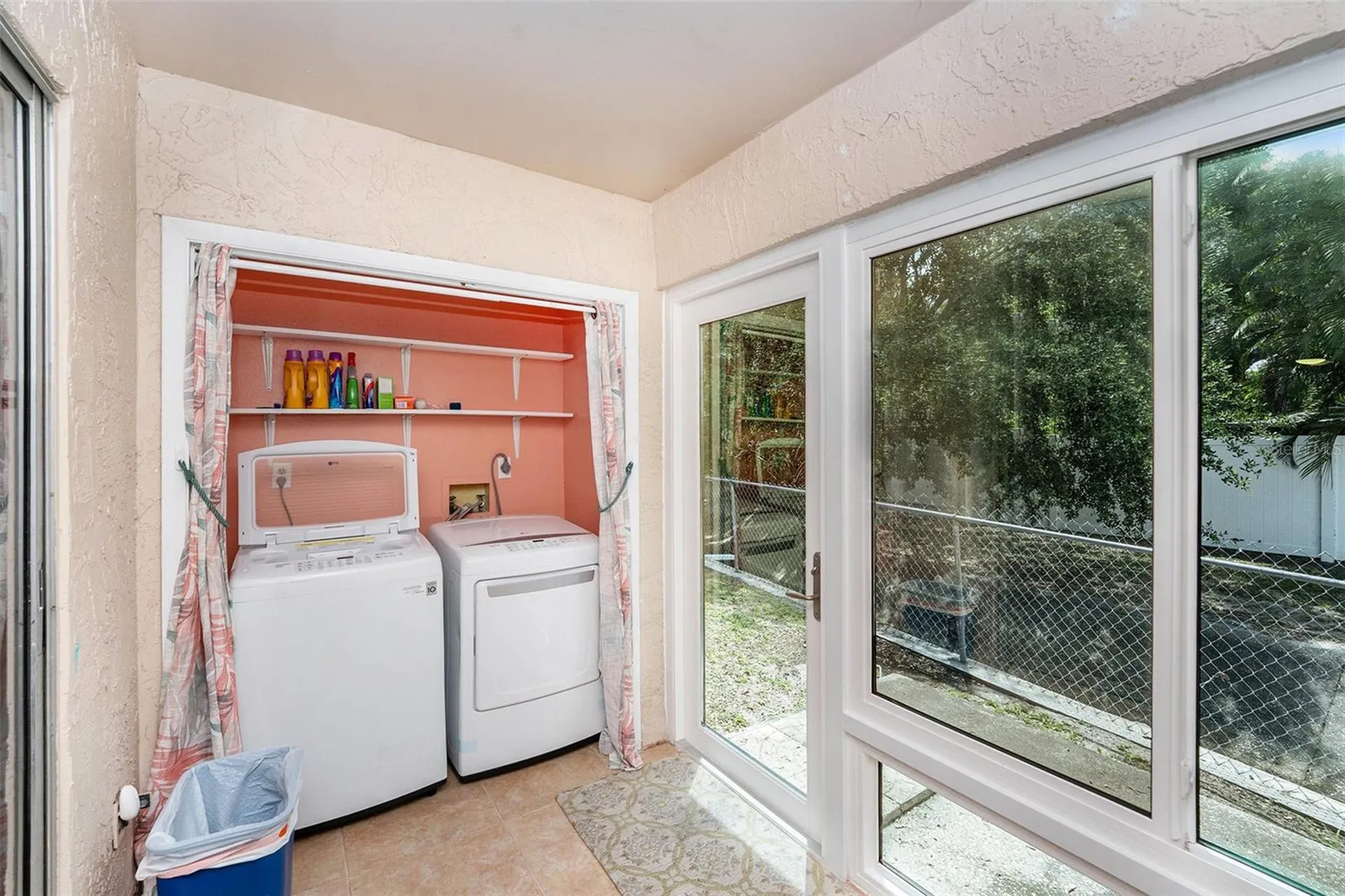 6346 Bonnie Bay Circle N Pinellas Park FL 33781