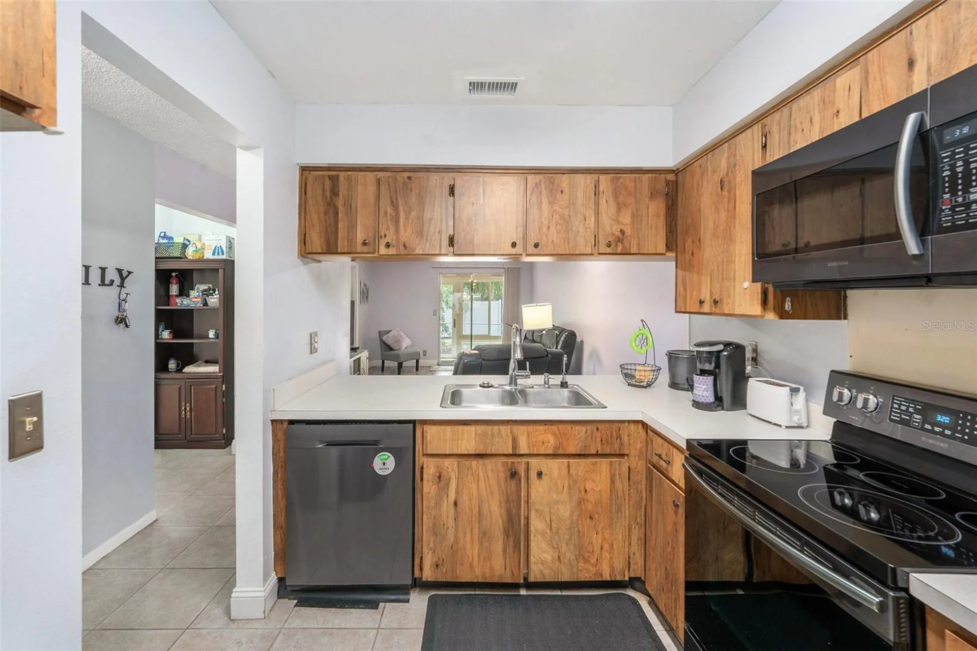 6346 Bonnie Bay Circle N Pinellas Park FL 33781