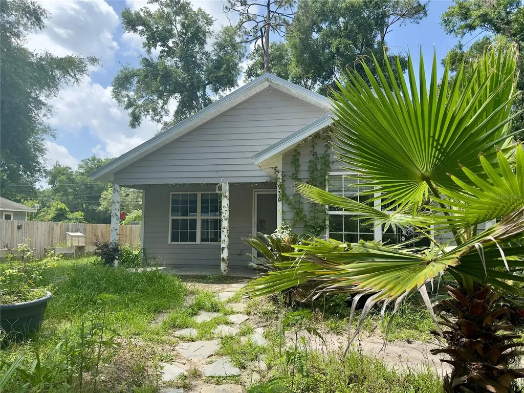 930 NE 14th Avenue Trenton FL 32693