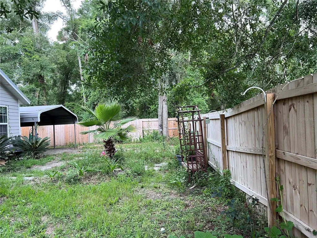 930 NE 14th Avenue Trenton FL 32693