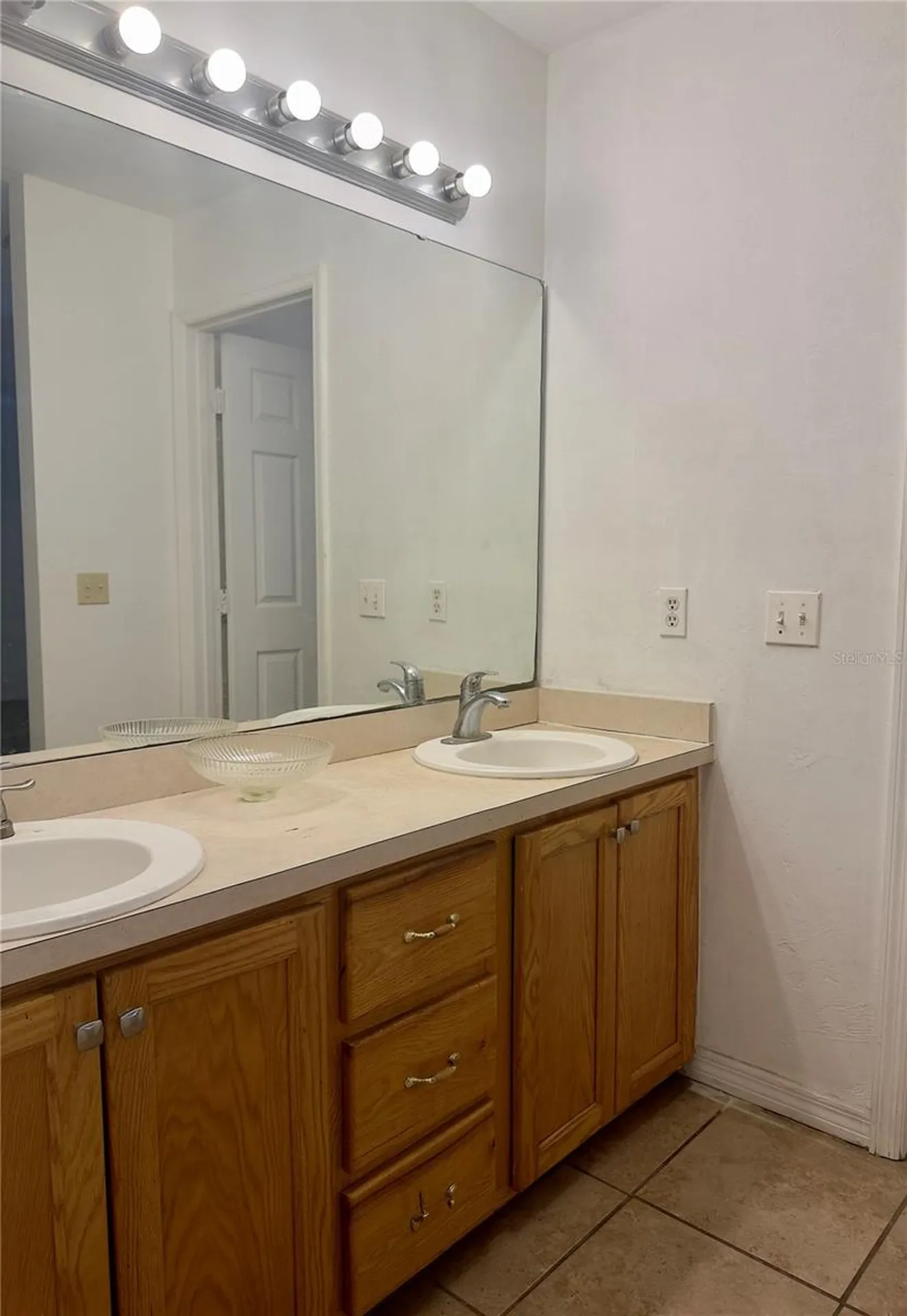 930 NE 14th Avenue Trenton FL 32693
