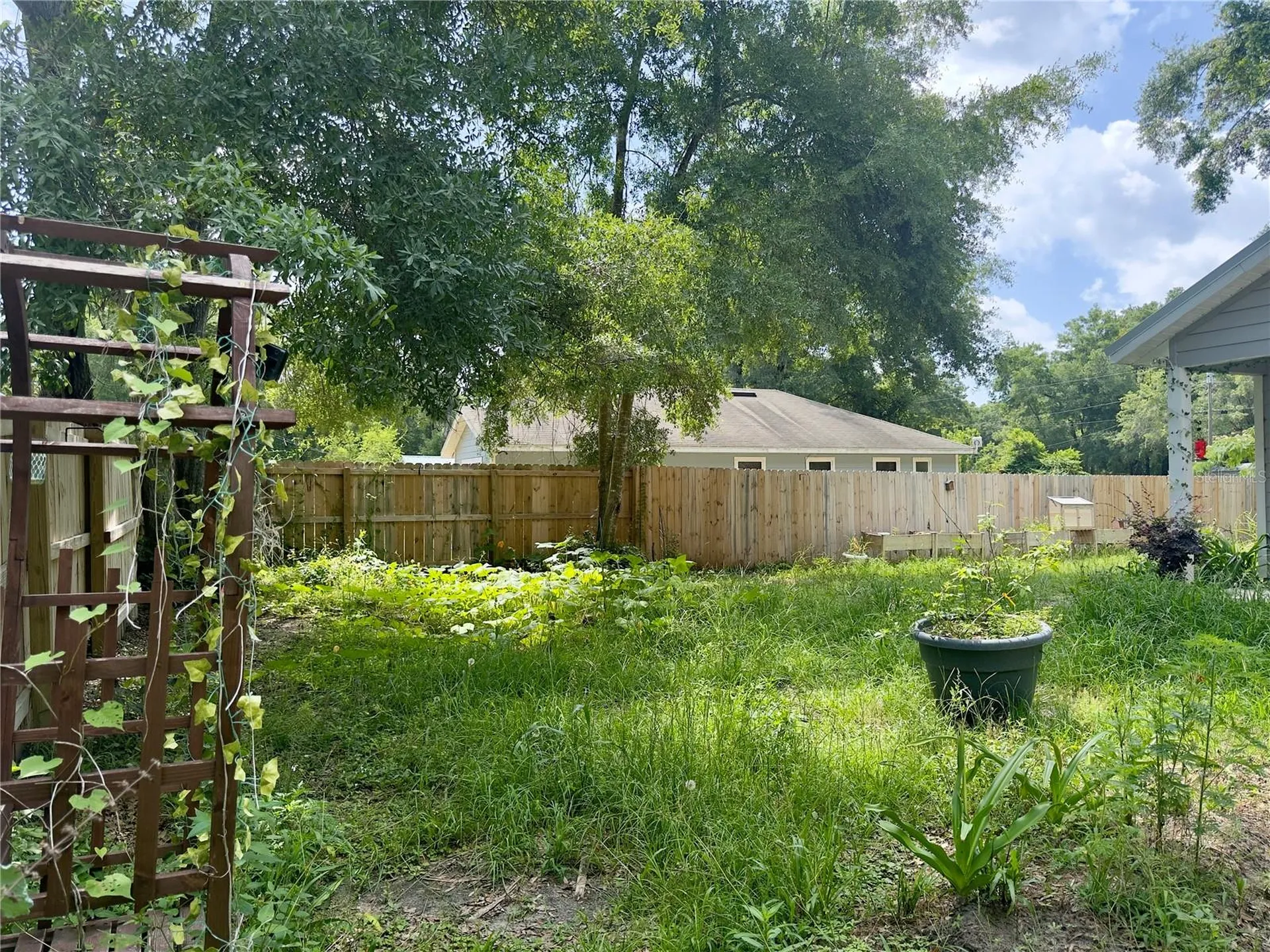 930 NE 14th Avenue Trenton FL 32693