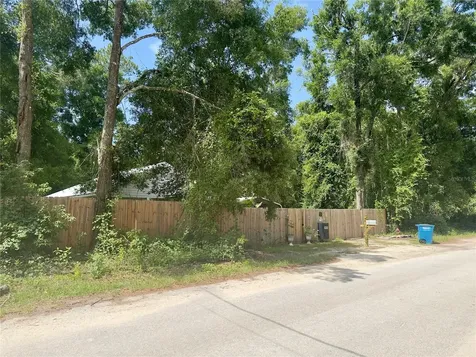 930 NE 14th Avenue Trenton FL 32693