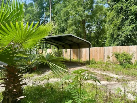 930 NE 14th Avenue Trenton FL 32693