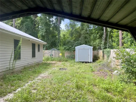 930 NE 14th Avenue Trenton FL 32693