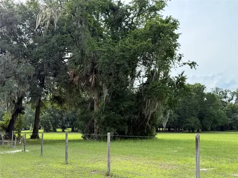 1360 S State Road 19 Palatka FL 32177
