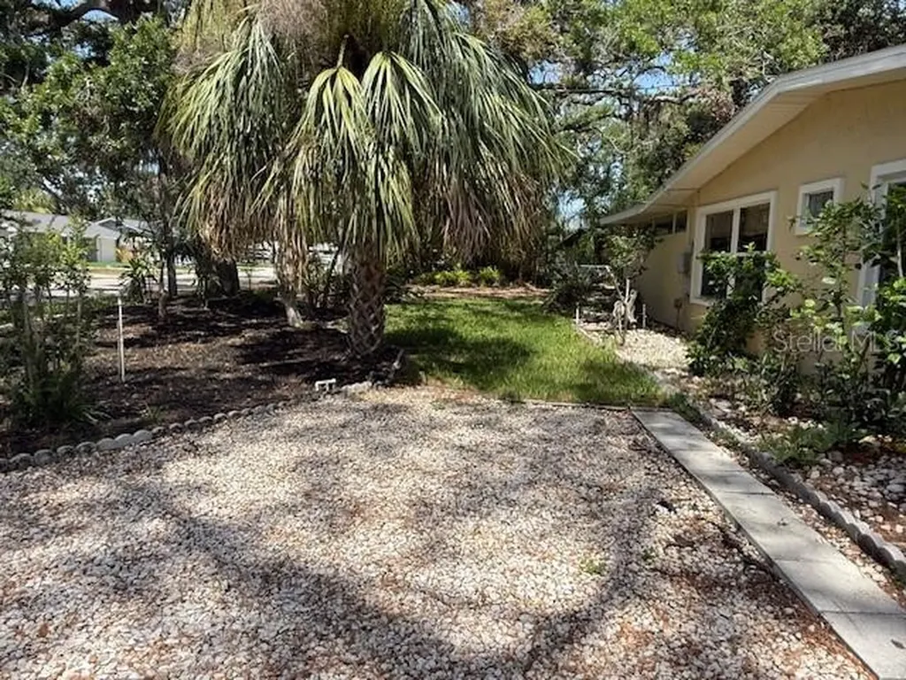 2311 W 52nd Ave Drive Bradenton FL 34207