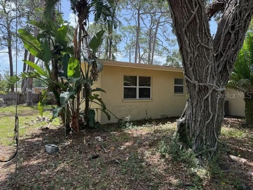 2311 W 52nd Ave Drive Bradenton FL 34207
