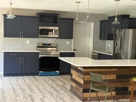 2311 W 52nd Ave Drive Bradenton FL 34207