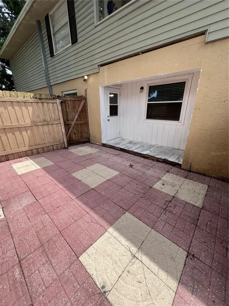226 Thorn Tree Place Brandon FL 33510