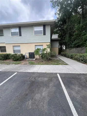 226 Thorn Tree Place Brandon FL 33510