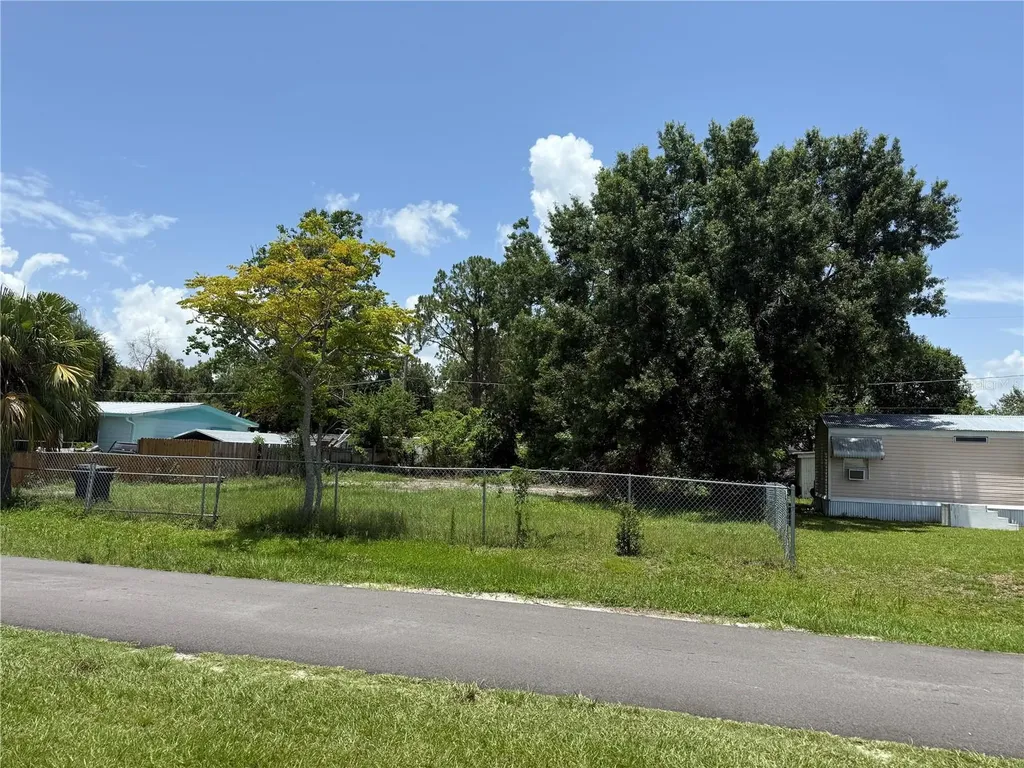 7018 S 51st Avenue Tampa FL 33619