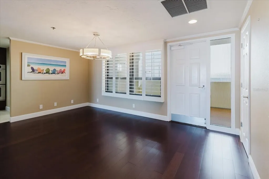 1255 N Gulfstream Avenue Sarasota FL 34236