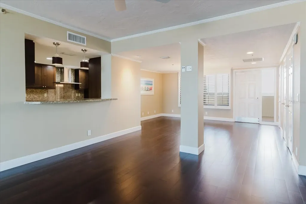 1255 N Gulfstream Avenue Sarasota FL 34236