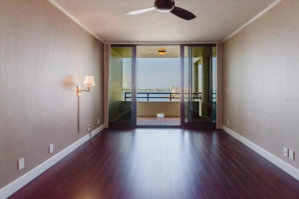 1255 N Gulfstream Avenue Sarasota FL 34236