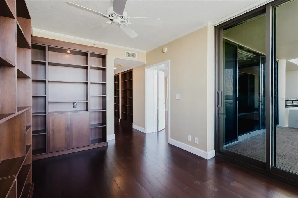 1255 N Gulfstream Avenue Sarasota FL 34236