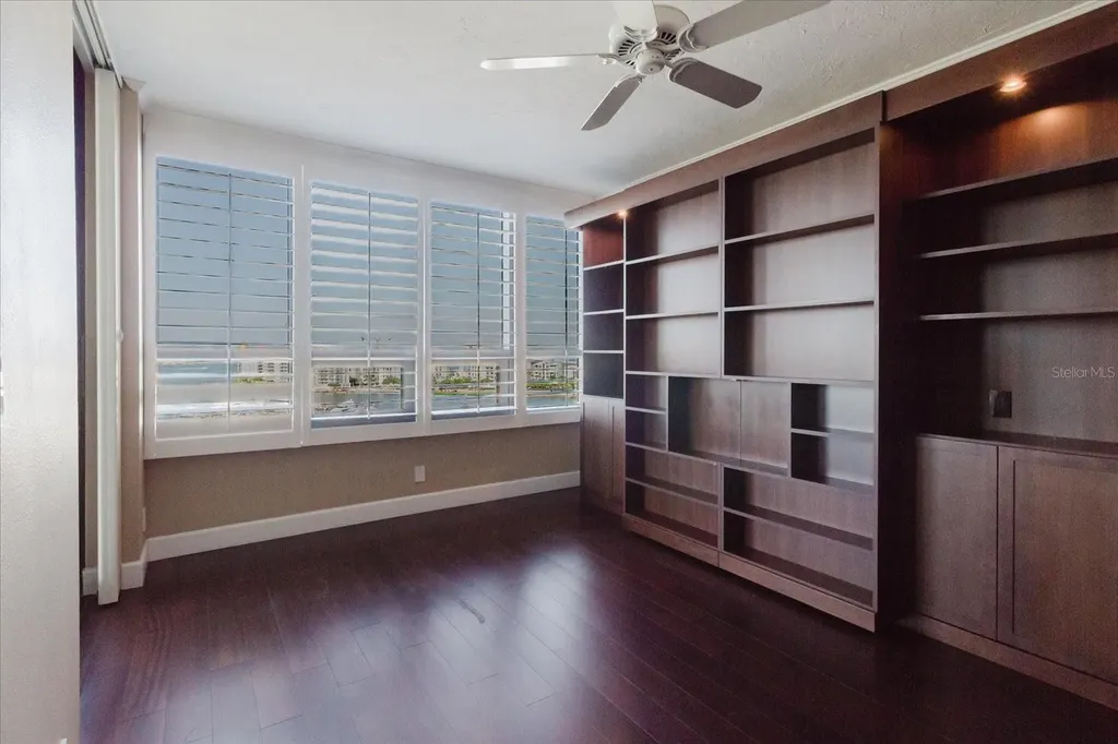 1255 N Gulfstream Avenue Sarasota FL 34236