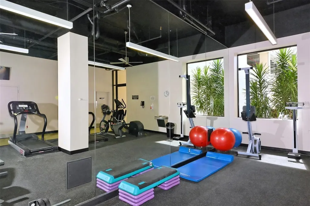 1255 N Gulfstream Avenue Sarasota FL 34236