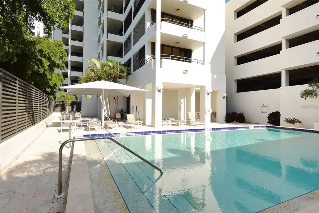 1255 N Gulfstream Avenue Sarasota FL 34236