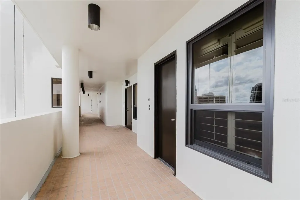 1255 N Gulfstream Avenue Sarasota FL 34236