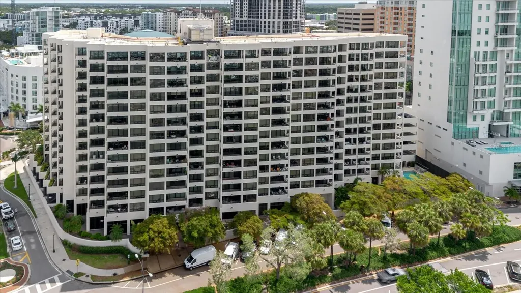 1255 N Gulfstream Avenue Sarasota FL 34236