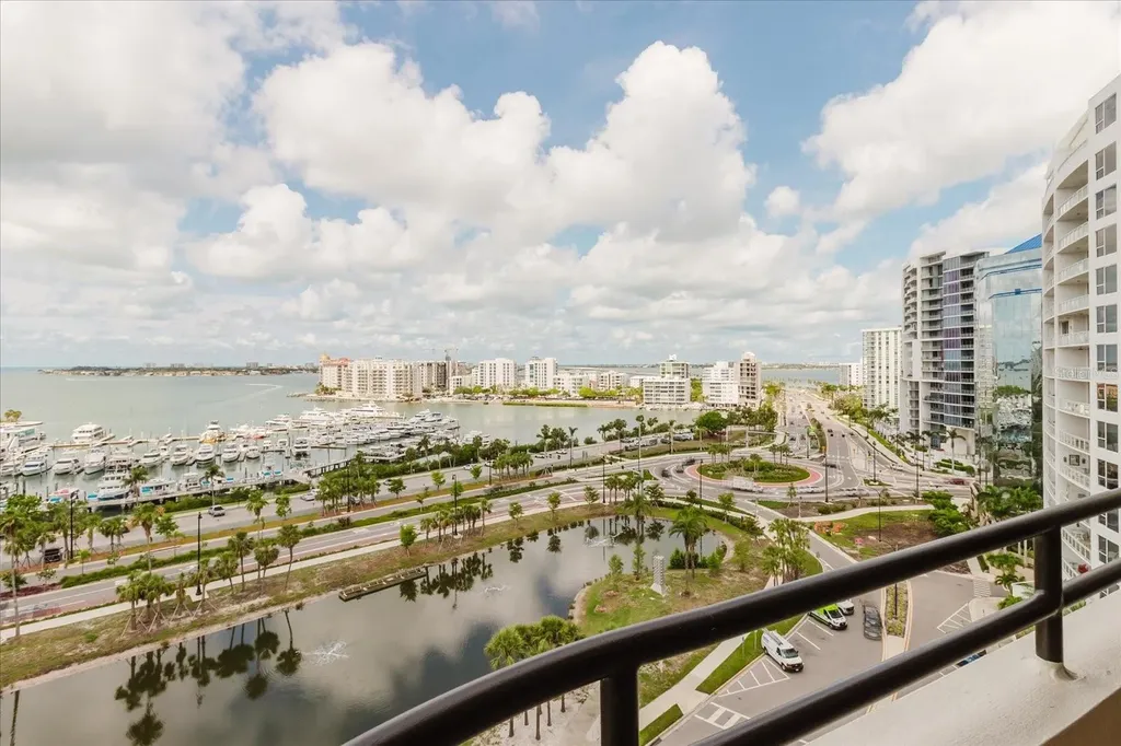 1255 N Gulfstream Avenue Sarasota FL 34236