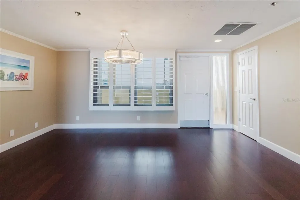 1255 N Gulfstream Avenue Sarasota FL 34236