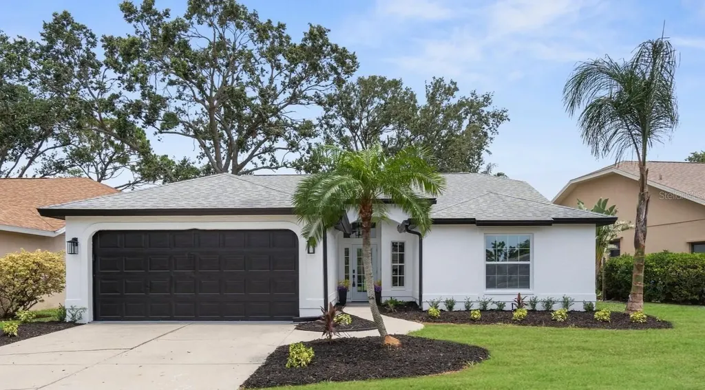 9555 Knightsbridge Circle Sarasota FL 34238