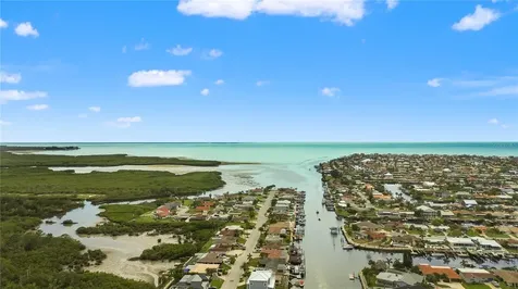 4931 Pelican Drive New Port Richey FL 34652
