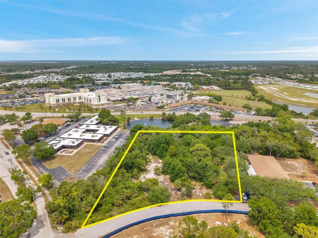 Lakeshore Boulevard Hudson FL 34667